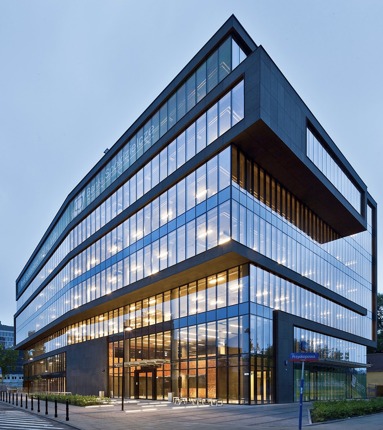 LBSC featured advisory team visual